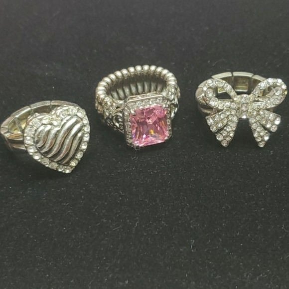 Cookie Lee Jewelry - Cookie Lee Rings set of 3  adjustable size